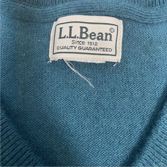LL Bean Men's Size Large Cotton Cashmere Blend Sweater V-Neck In Green - Picture 2 of 4
